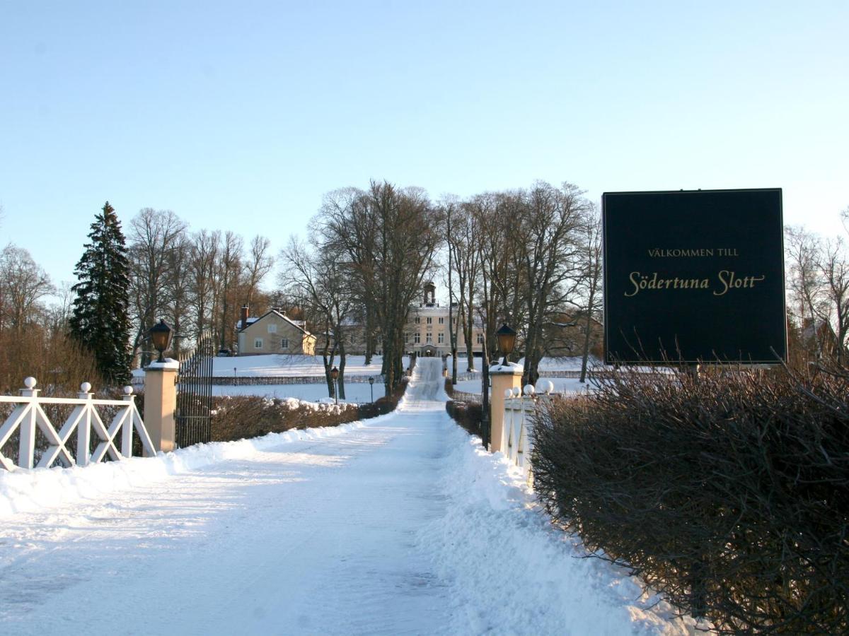 Soedertuna Slott Gnesta Екстер'єр фото