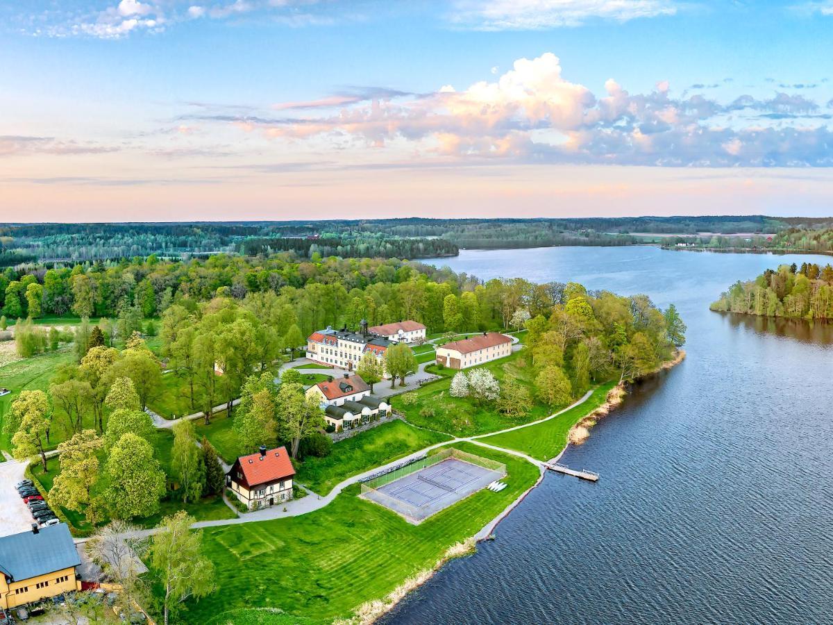 Soedertuna Slott Gnesta Екстер'єр фото